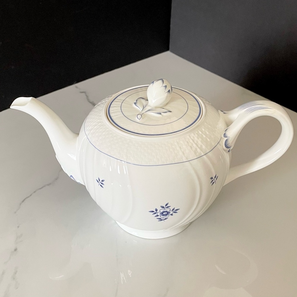 Coburg Teapot - Heinrich Villeroy & Boch